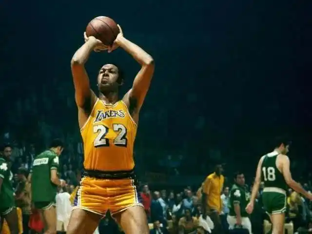 NBA季后赛历史得分排名_利拉德55分对比历史纪录_nba现役季后赛得分榜